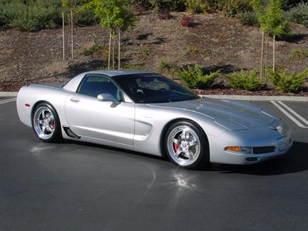 silver_vette.jpg